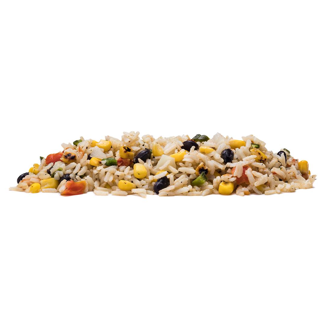 Arroz con cilantro y lima y el maíz rostizado al fuego Fiesta